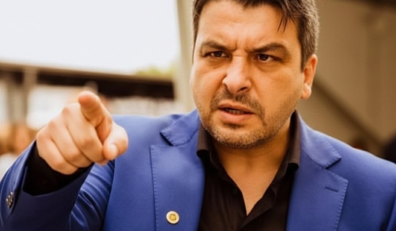 Avusturya’da Memo Özay’dan Radikalizm Çıkışı: “Bu Benim Büyüdüğüm İslam Değil!”