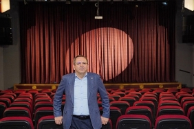 rauf-denktas-kultur-merkezi-perdelerini-aciyor.jpg