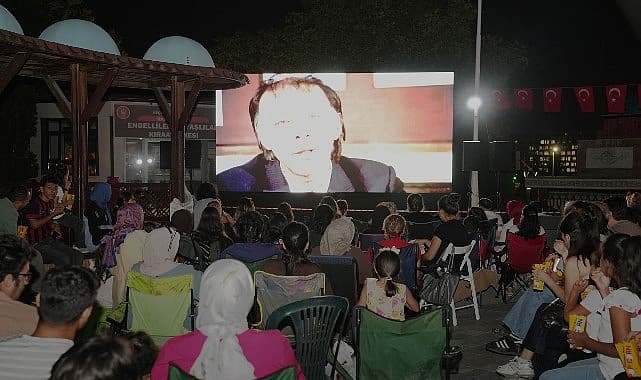 Keçiöreliler “Hababam Sınıfı Tatilde” Filmi ile Açık Havada Nostalji Yaşadı