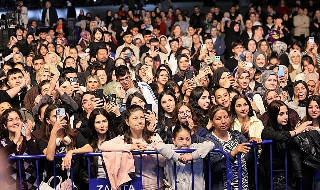 Keçiören’de YKS ve LGS Öğrencilerine Eğlence Dolu Motivasyon Programı