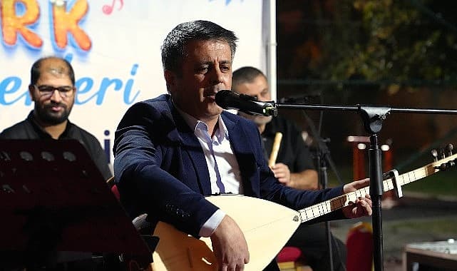 Keçiören’in Mahallelerinde Park Konserleri Şöleni Yaşanıyor