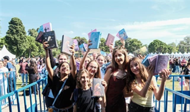Kültürpark’ta kitap ve yazar buluşmaları sürüyor
