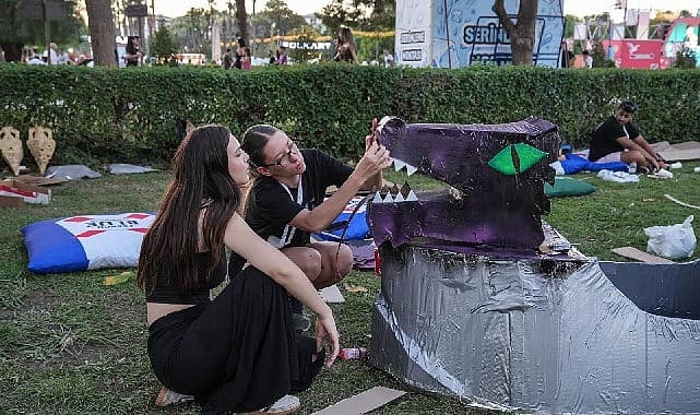 Red Bull Karton Tekne Yarışması fuar coşkusuna renk kattı