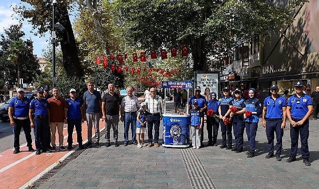 Zabıta Haftası’nda çiçekler Büyükşehir’den