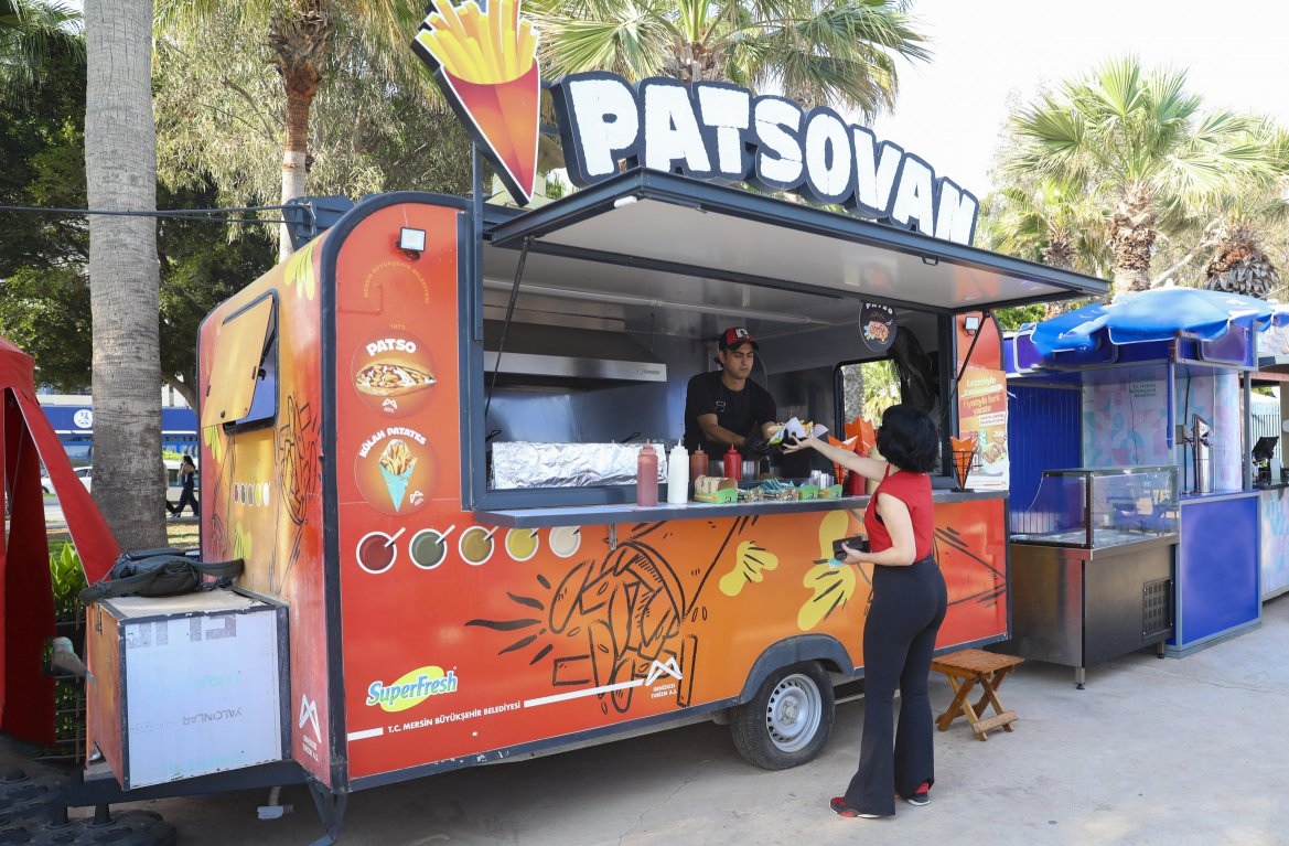 Mersin’de Lezzetin Yeni Durağı: Büyükşehir’in Gastrokaravanları