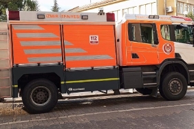 izmir-itfaiyesi-deprem-sonrasi-destek-icin-sindirgida.jpg