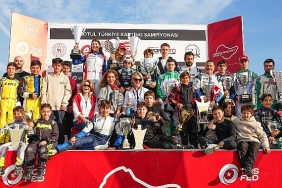 korfez-karting-yarisinda-buyuk-cekisme.jpg