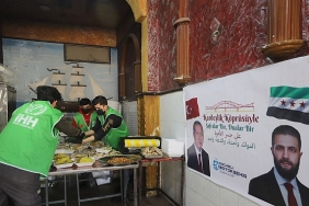 suriye-rakkada-buyuksehirle-iftar-bereketi.jpg