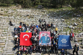 baskan-cercioglu-vatandaslari-priene-antik-kentinde-essiz-trekking-etkinligi-ile-bulusturdu.jpg