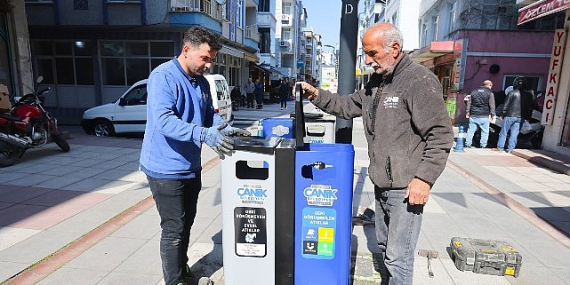 canik-belediyesi-sifir-atik-kulturunu-buyutuyor-yeni-atik-noktalari-olusturuldu.jpg