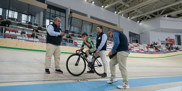 en-hizli-en-guclu-ve-en-dayanikli-genc-bisikletciler-konya-velodromunda-bulusuyor.jpg