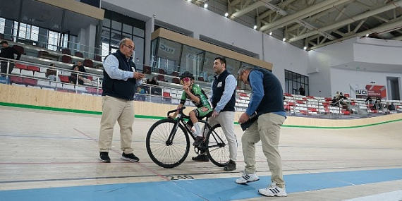 en-hizli-en-guclu-ve-en-dayanikli-genc-bisikletciler-konya-velodromunda-bulusuyor.jpg