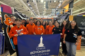 izmirli-genclerden-uluslararasi-arenada-teknoloji-zaferi.jpg