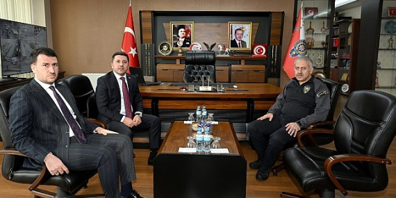 nevsehir-belediye-baskani-rasim-aridan-il-emniyet-mudurlugune-ziyaret.jpg