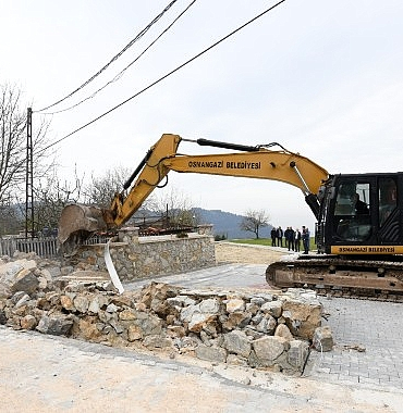 osmangazi-belediyesinden-kacak-yapilasmaya-gecit-yok.jpg